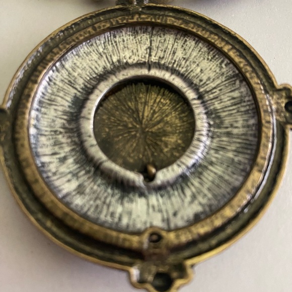 Vintage Medallion Necklace - Picture 9 of 9